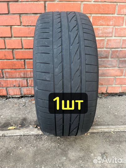 Bridgestone Potenza RE050A 245/45 R18