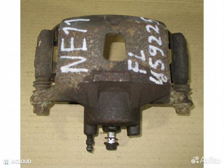 Суппорт на nissan note NE11 HR15DE