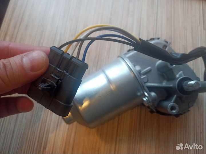 Мотор стеклоочистителя УАЗ patriot 3163-5205100