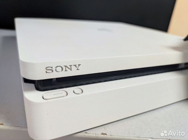 Игровая приставка PS4 Slim 500GB White