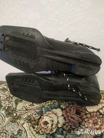 Лыжные ботинки детские