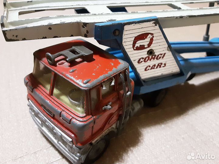 Модель corgi major toys