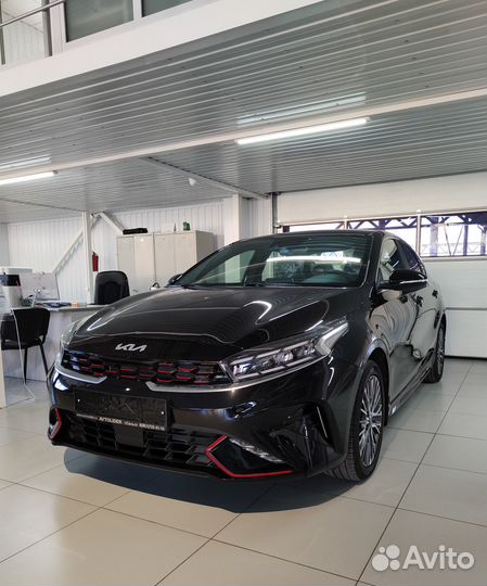 Kia Cerato 2.0 AT, 2023