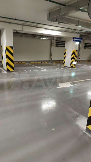 Машиноместо, 14 м²