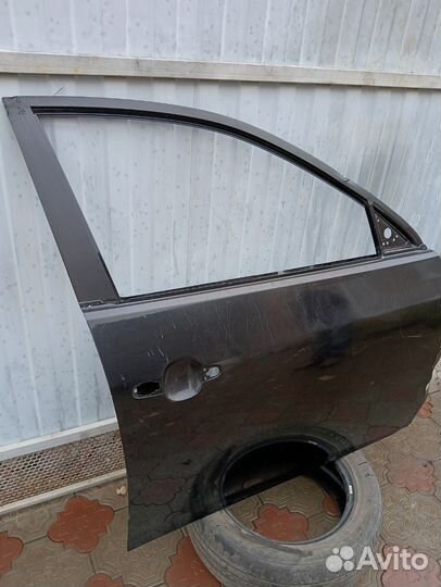 Дверь на Hyundai Elantra нd