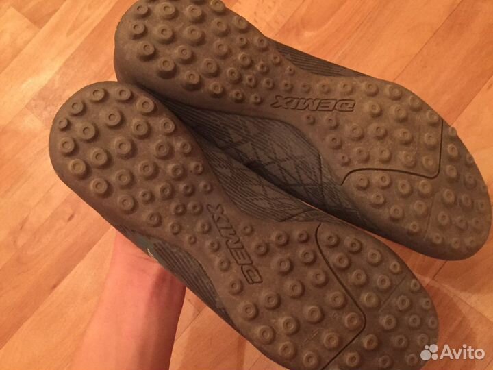 Футбольные шиповки