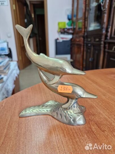 Статуэтки из металла