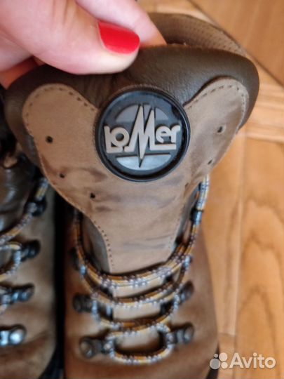 Ботинки трекинговые женские