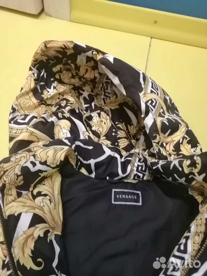 Куртка Версаче оригинал для девочки 116