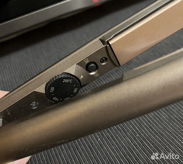 Выпрямитель для волос