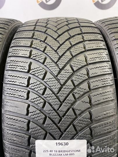 Bridgestone Blizzak LM-005 225/40 R18