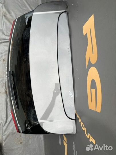 Крышка багажника задняя Jeep Grand Cherokee WK2