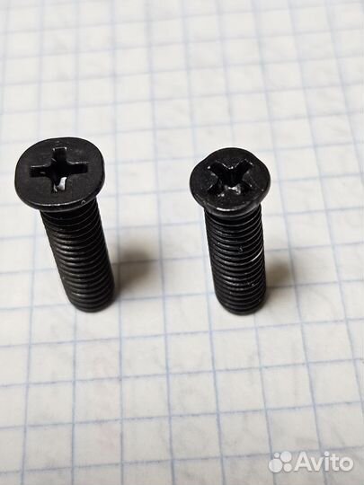 Рыбацкого шуруповерта болтик редуктора