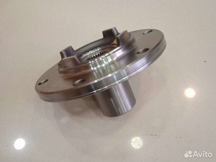 Ступица передняя mazda BT-50 / ranger 06