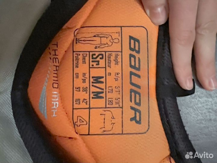 Шлем, нагрудник, визор