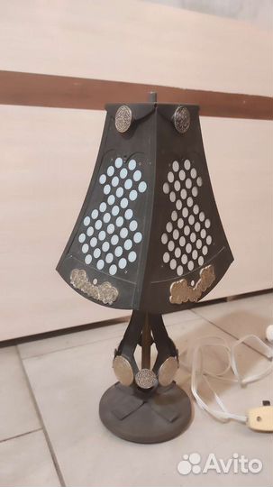 Лампа настольная