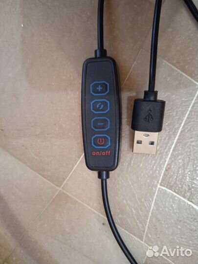 Кольцевая лампа для селфи с прищепкой