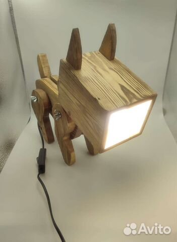 Светильник деревянный настольная лампа
