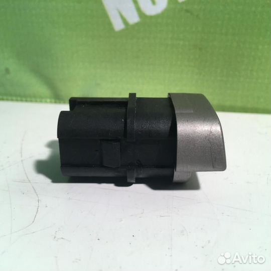 Кнопка аварийной сигнализации Форд Фокус 2 08-11