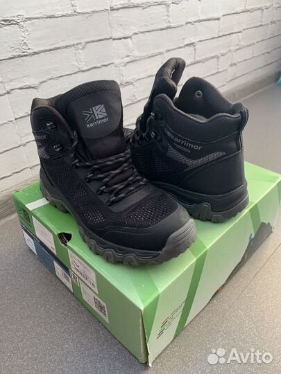 Трекинговые ботинки