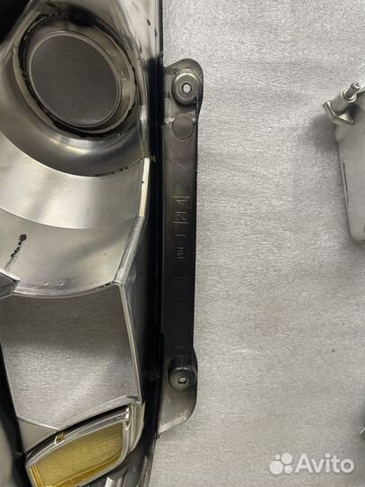 Маска левой фары toyota rav4 x30