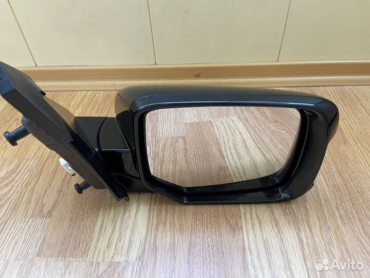 Боковое зеркало на Honda Pilot 2