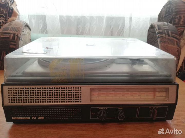 Проигрыватель винила СССР