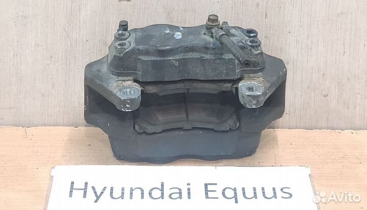 Суппорт передний Rh 4.6л б. Hyundai Equus 2, 2011г