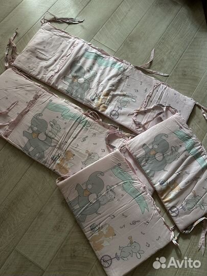 Комплект постельного белья в детскую кроватку