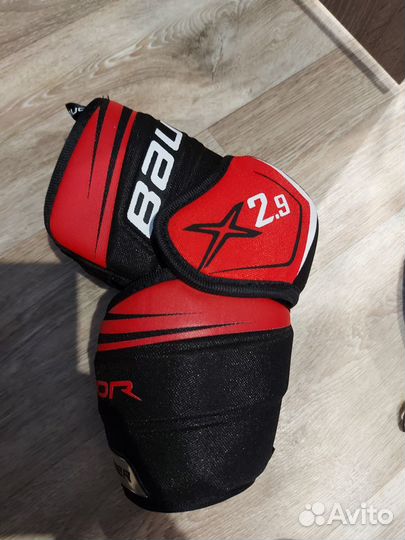 Налакотники хоккейные