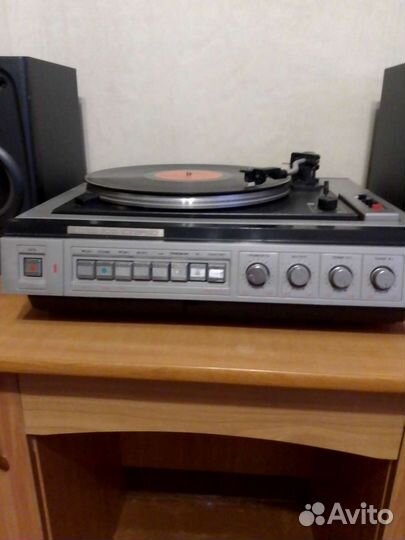 Проигрыватель винила вега 109