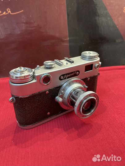 Плёночный фотоаппарат Зоркий 5