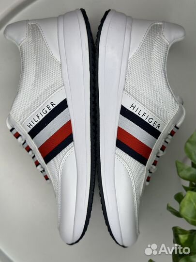 Кроссовки женские Tommy Hilfiger оригинал США 38