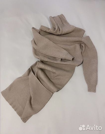 Платье М и S, новые