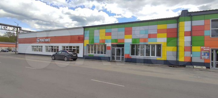 Торговая площадь, 680 м²