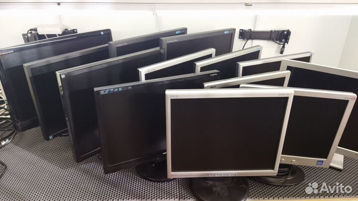 Мониторы LCD 15