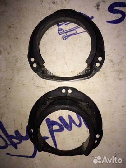 Подиум динамика задний Subaru Forester SF5 EJ-205