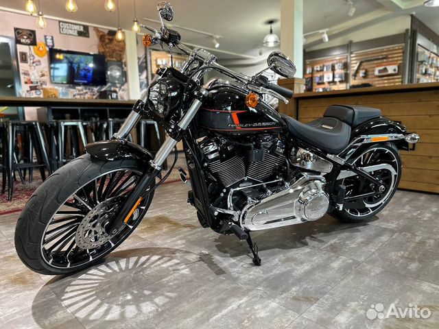 2023 Harley-Davidson breakout 117 (Vivid Black)
