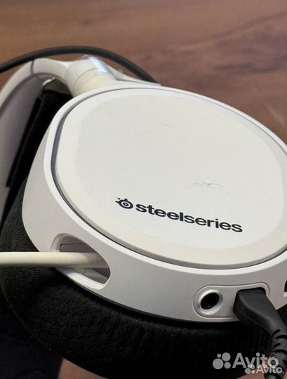 Игровые наушники SteelSeries arctis 7