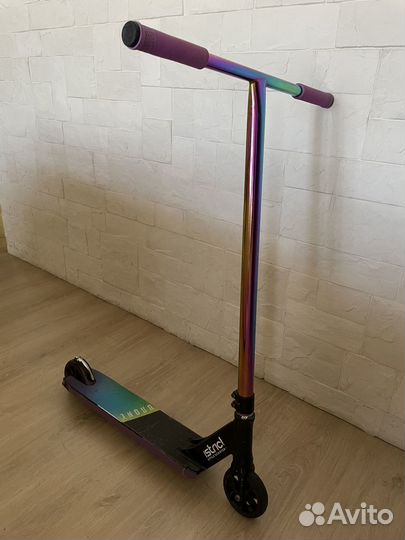 Самокат district C253