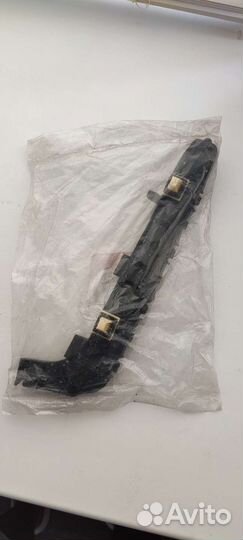 Кронштейн заднего бампера правый для Honda Civic