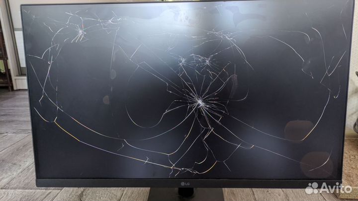 Монитор Lg 27MP400-B разбита матрица