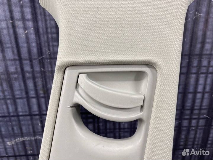 Обшивка салона правая Audi Allroad C5 BES 2003