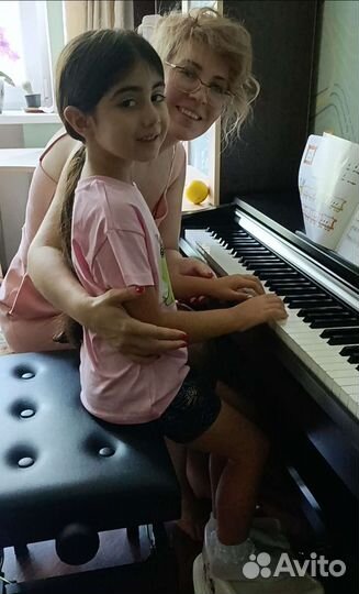 Уроки игры на фортепиано