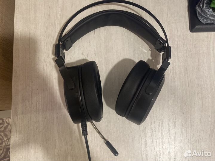Игровые наушники