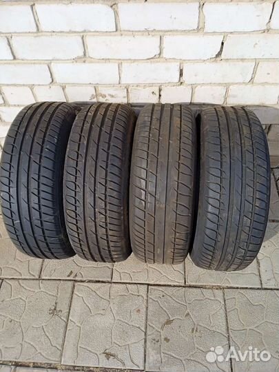 Tigar High Performance 195/60 R15 88