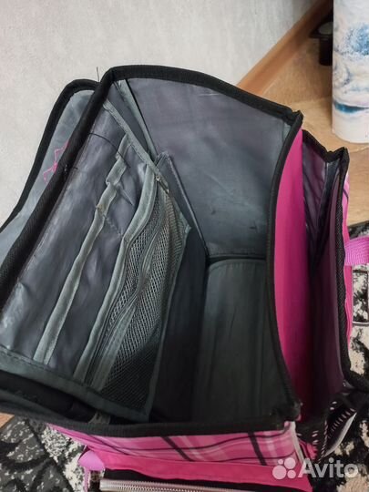 Продам ранец для девочки