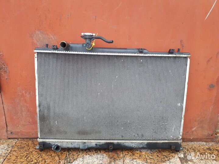 Радиатор охлаждения Mazda cx7 2008г