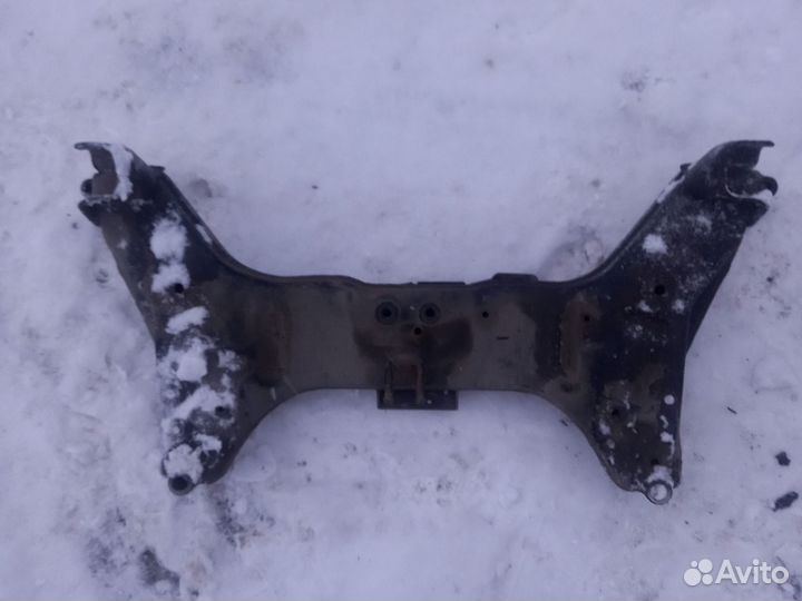 Подрамник nissan almera classic