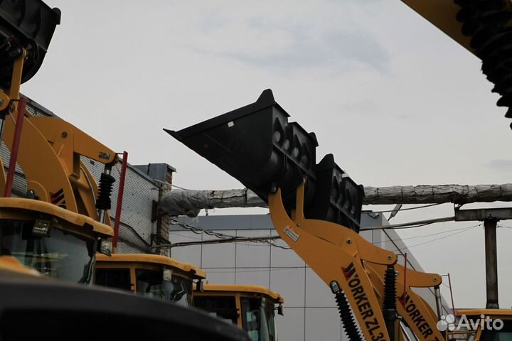 Фронтальный погрузчик Worker ZL30, 2023